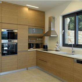  3 bedroom stone villa with pool & seaview, near Acharavi, sleeps 6